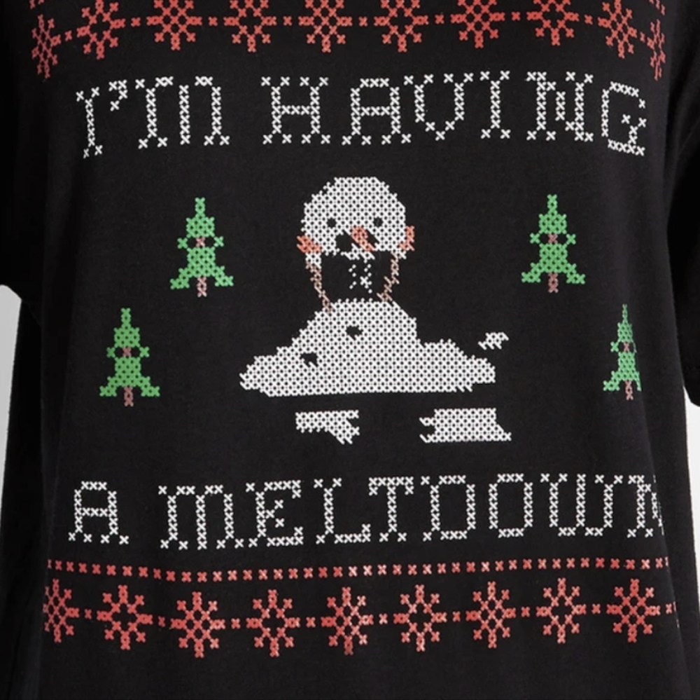 SALE 🎉 Modcloth I'm Having a Meltdown Graphic Tee Xmas Snowman - Picture 3 of 8